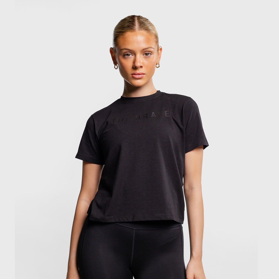 THE BRAVE - SIGNATURE CROPPED T-SHIRT - BLACK