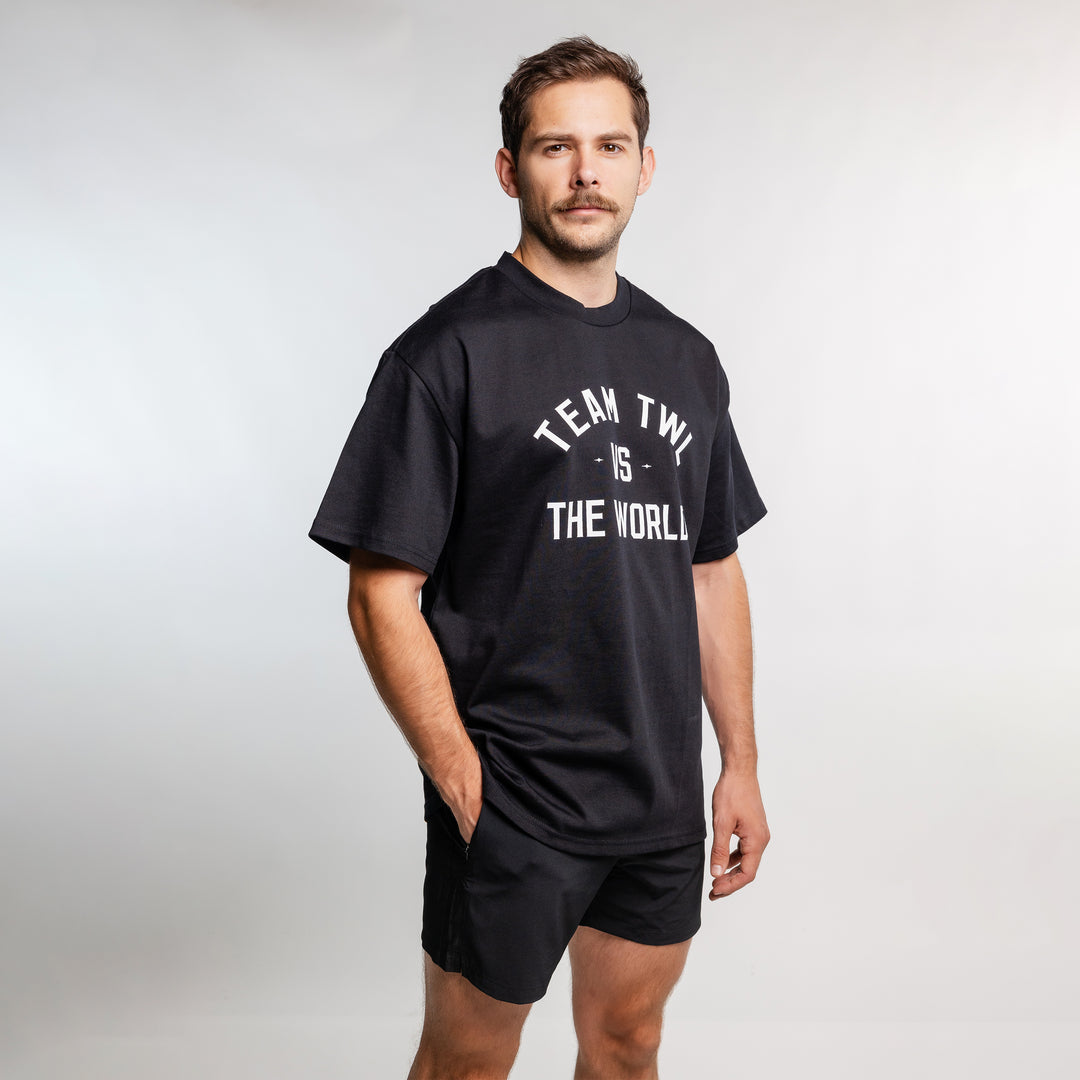 TWL - LIFESTYLE OVERSIZED T-SHIRT - TEAM TWL VS THE WORLD - BLACK