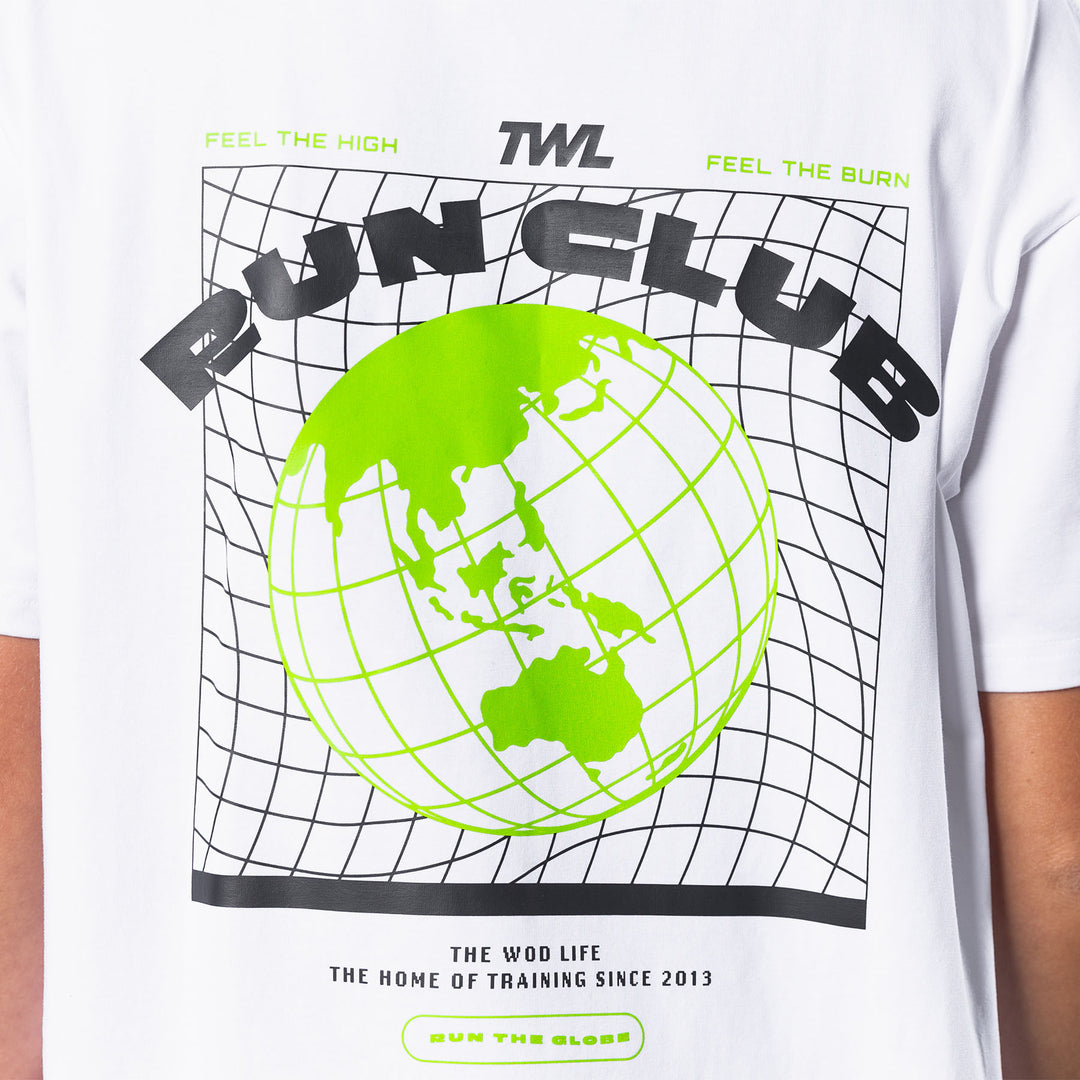 TWL - OVERSIZED T-SHIRT - RUN CLUB/FITNESS EXPO - WHITE/LIME GREEN