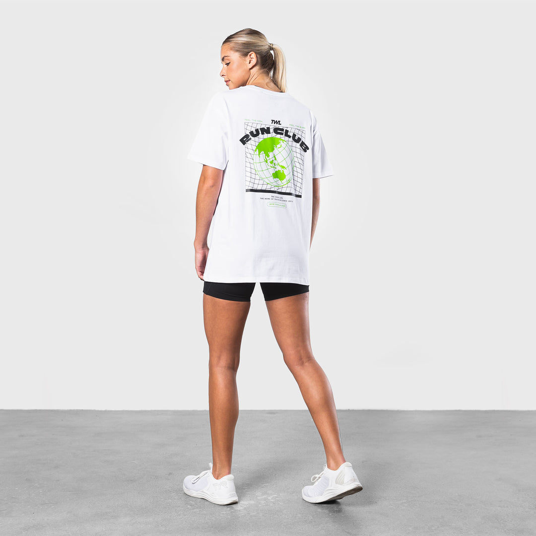 TWL - OVERSIZED T-SHIRT - RUN CLUB/FITNESS EXPO - WHITE/LIME GREEN