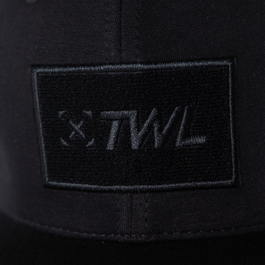 TWL - TRUCKER HAT WITH VELCRO PATCH - BLACK/BLACK