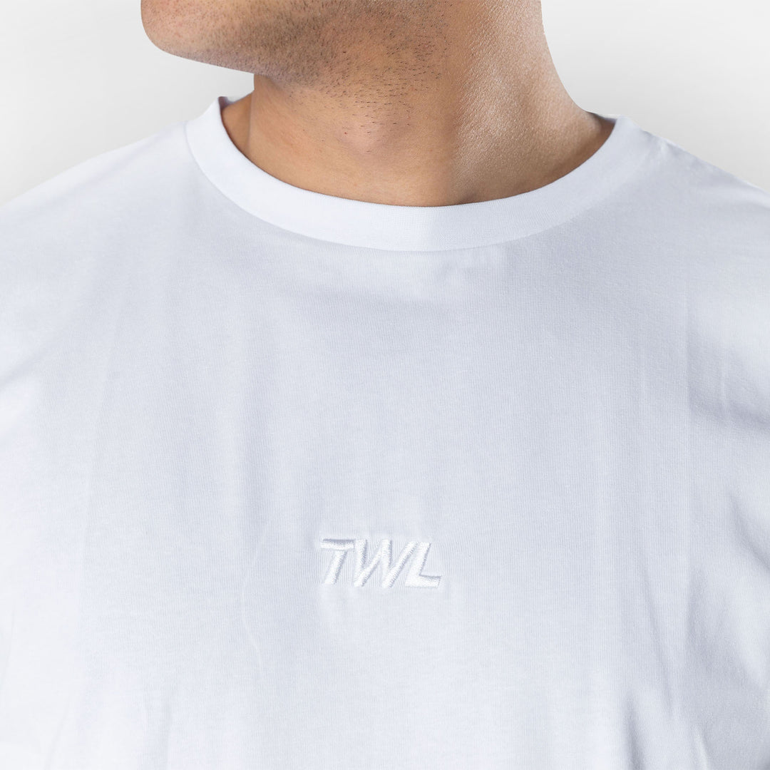 TWL - OVERSIZED T-SHIRT - TRIPLE WHITE