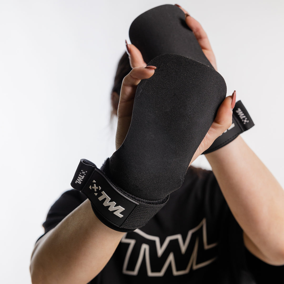 TWL - FINGERLESS STICKY GRIPS - BLACK