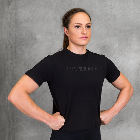 THE BRAVE - SIGNATURE CROPPED T-SHIRT - BLACK